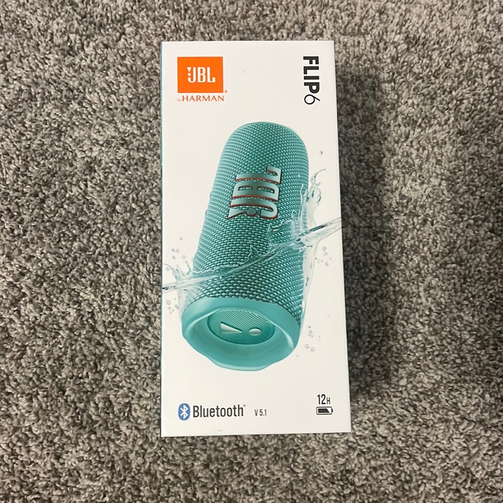 Brand new JBL flip 6 Bluetooth speaker, never opened